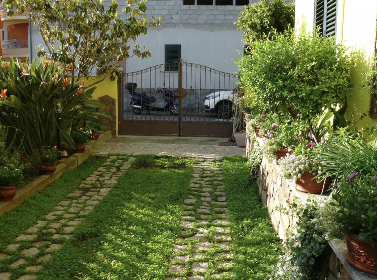 Lovely Flat In Northern Sardinia Valledoria  Exterior foto